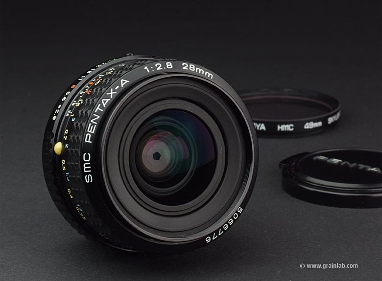 Datei:Pentax A 28 2.8 Grainlab.jpg