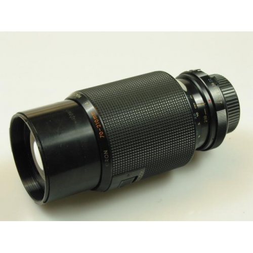 Datei:Kiron 70-210 4 camerafoxx.jpg