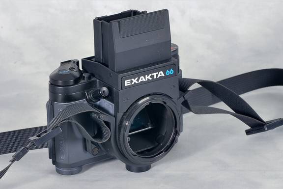 Datei:Exakta 66 Mod 2 TeamFoto.jpg