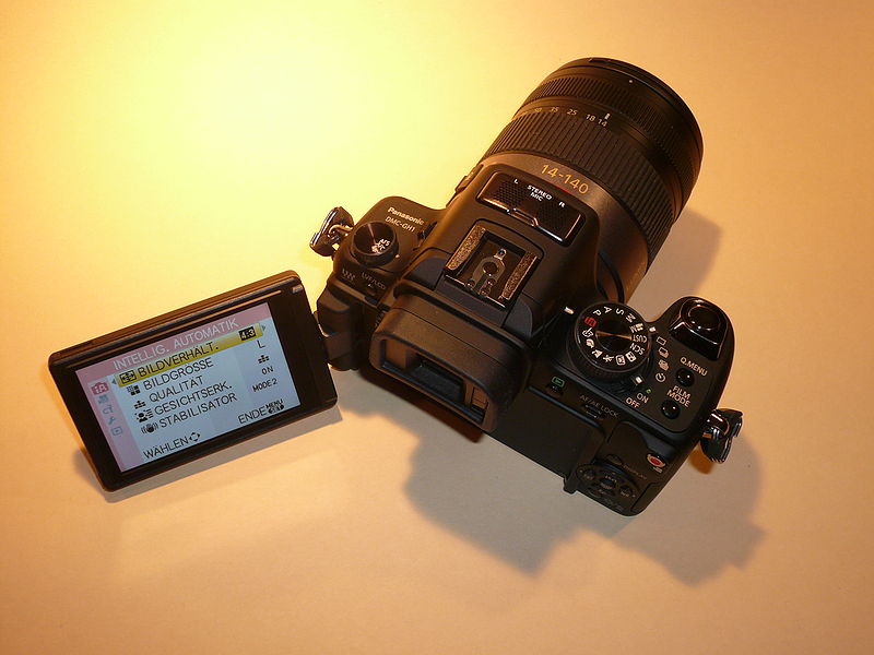 Datei:Lumix GH1.back.wmt.jpg