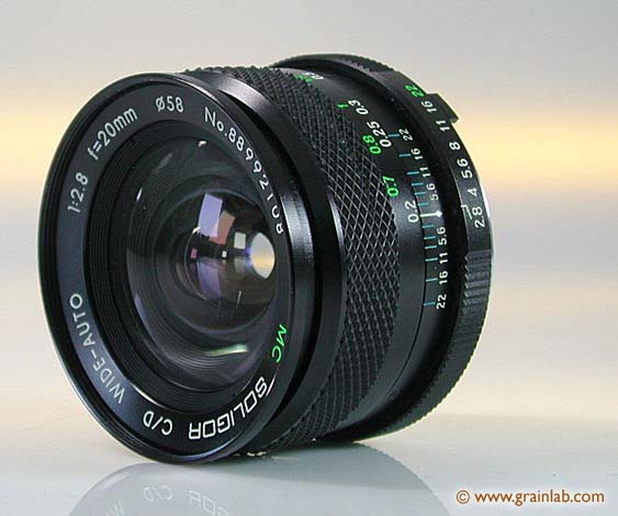 Datei:Soligor 20 2.8 Grainlab.jpg