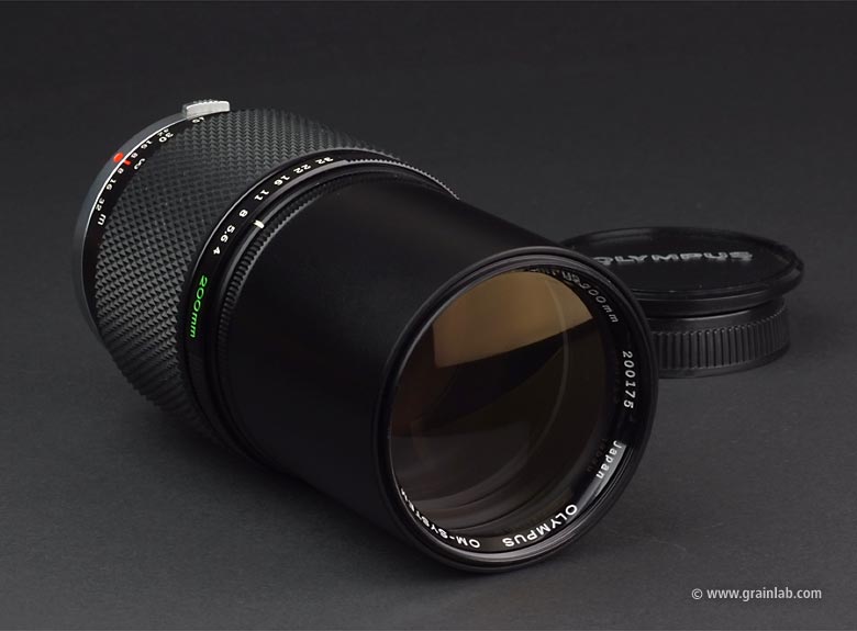 Datei:Zuiko 200mm 4 grainlab 1.jpg