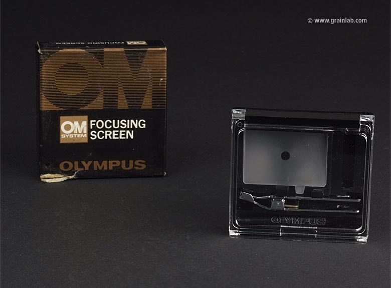 Datei:OM-Focusing Screen 1 11 Grainlab.jpg