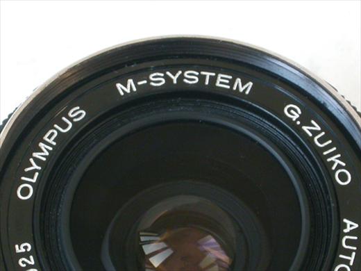 Datei:M-Zuiko 35mm newoldcamera 2.jpg