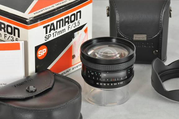 Datei:Tamron 17 3.5 TeamFoto.jpg