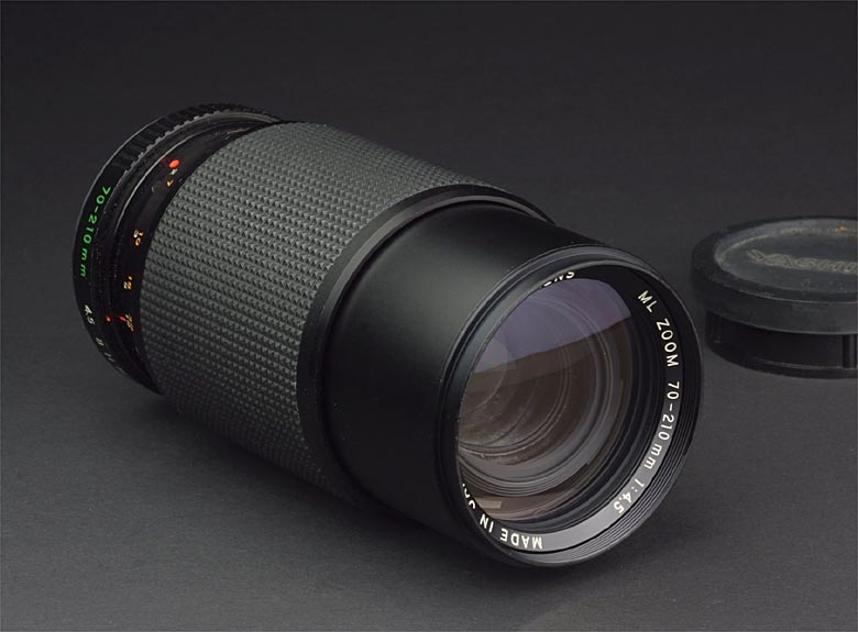 Datei:Yashica ML Zoom 70-210 4.5 Grainlab 1.jpg
