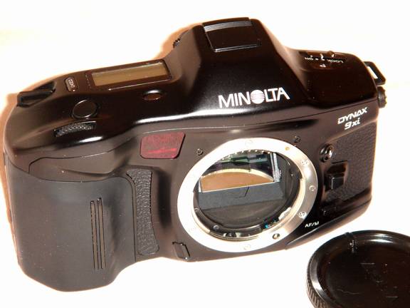Datei:Minolta Dynax 9xi TeamFoto.jpg