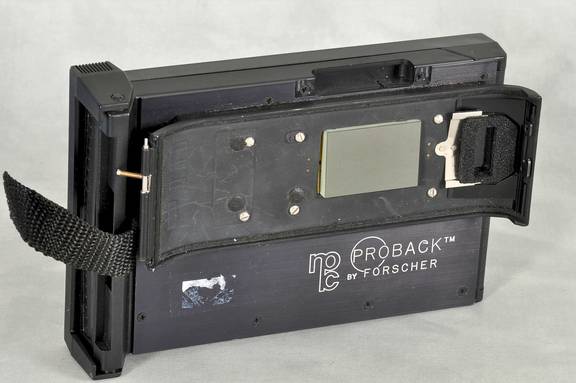 Datei:NPC-Pola Nikon F4 TeamFoto.jpg