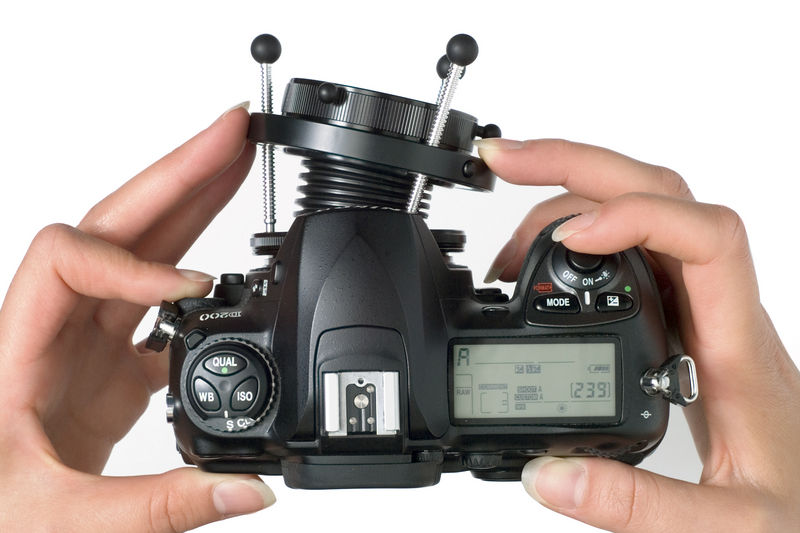 Datei:Lb3g oncam hands bent.jpg