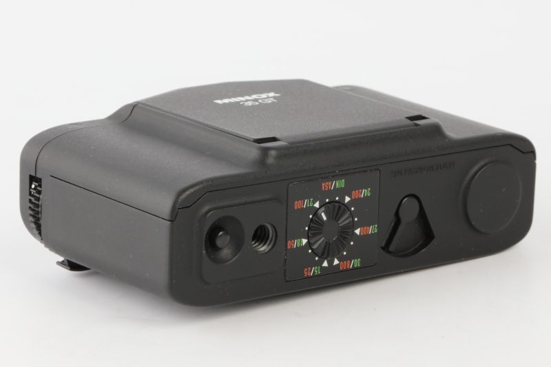 Datei:Minox 35 GT Arsenal 5.jpg