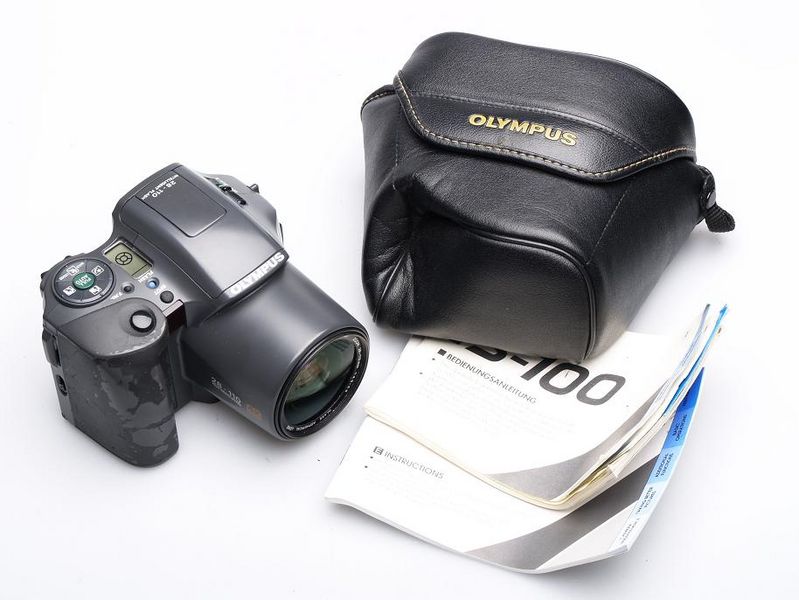 Datei:IS-100 camerafoxx.jpg