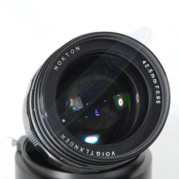 Datei:Nokton 42.5 0.95 TeamFoto 6.JPG