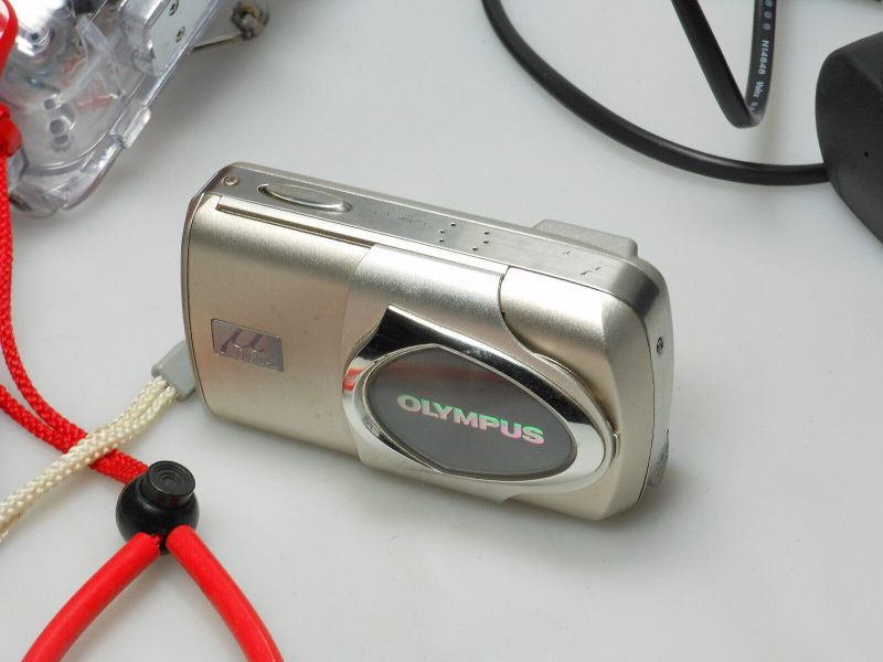 Datei:Mju 410 camerafoxx 2.jpg