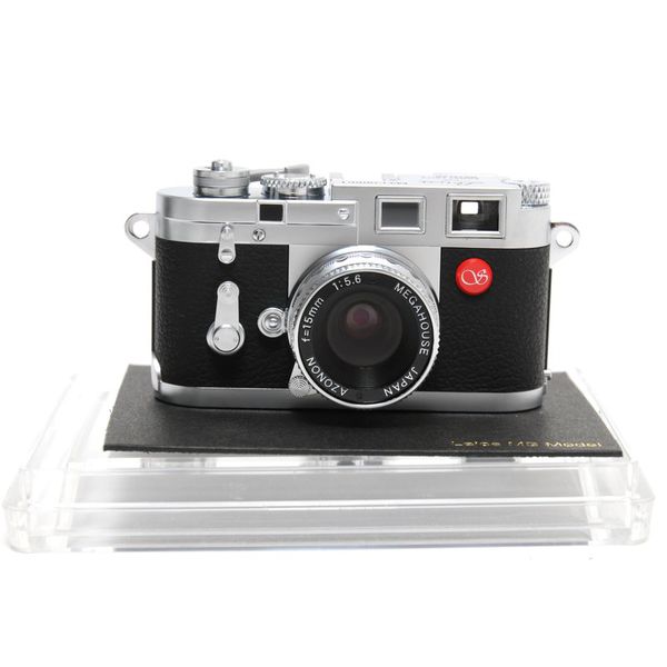 Datei:Sharan Leica M3 Arsenal 1.jpg