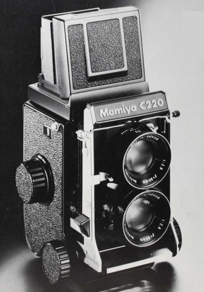 Datei:Mamiya C220f Manual.jpg