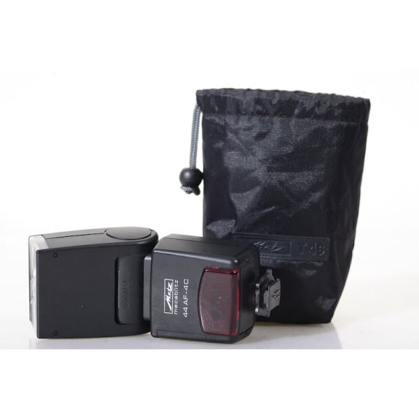 Datei:Mecablitz 44 AF-4 TeamFoto 1.jpg