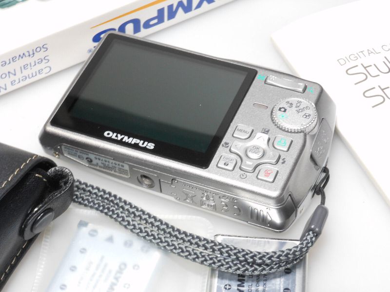 Datei:Mju 700 camerafoxx 3.jpg