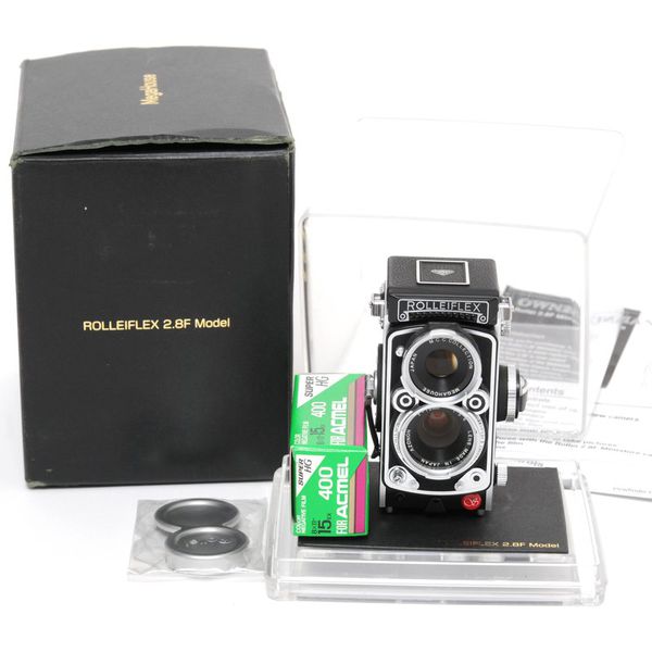 Datei:Sharan Rolleiflex 28F Arsenal 1.jpg