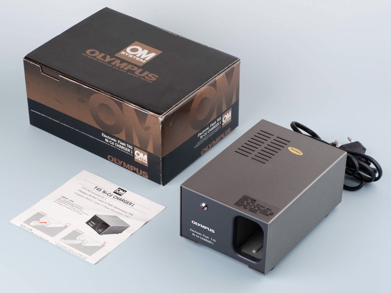 Datei:Ni-Cd Charger 1 01.jpg