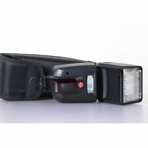 Datei:Leica SF-58 TeamFoto 1.jpg