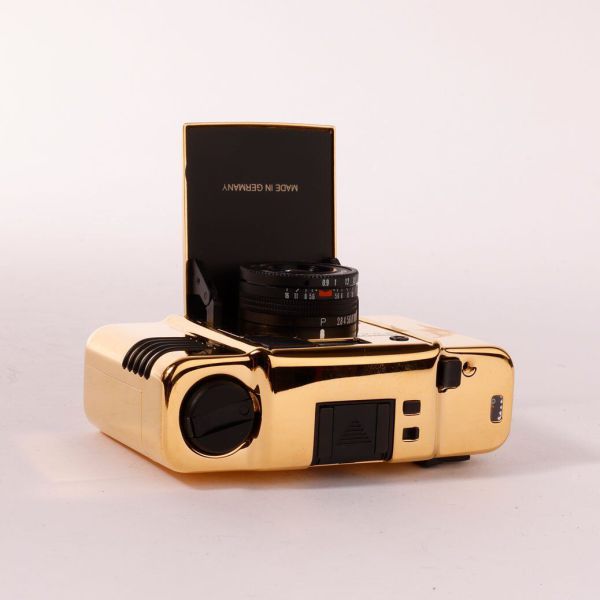 Datei:Minox MDC gold Arsenal 6.jpg