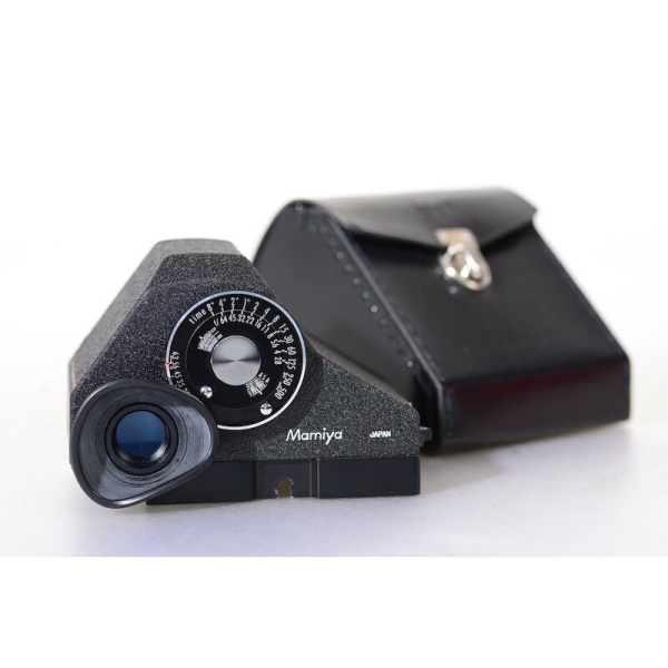 Datei:Mamiya-TLR CdS-Prismensucher TeamFoto 1.jpg