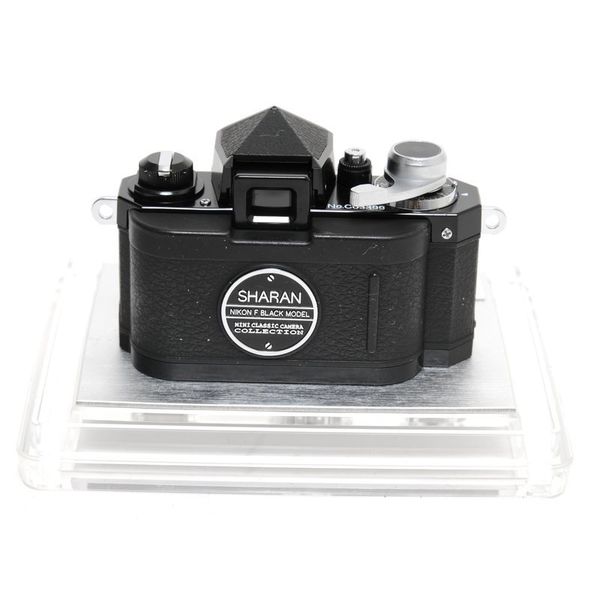 Datei:Sharan Nikon F Arsenal 6.jpg