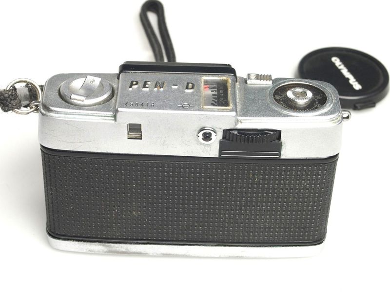 Datei:PEN D2 camerafoxx 4.jpg