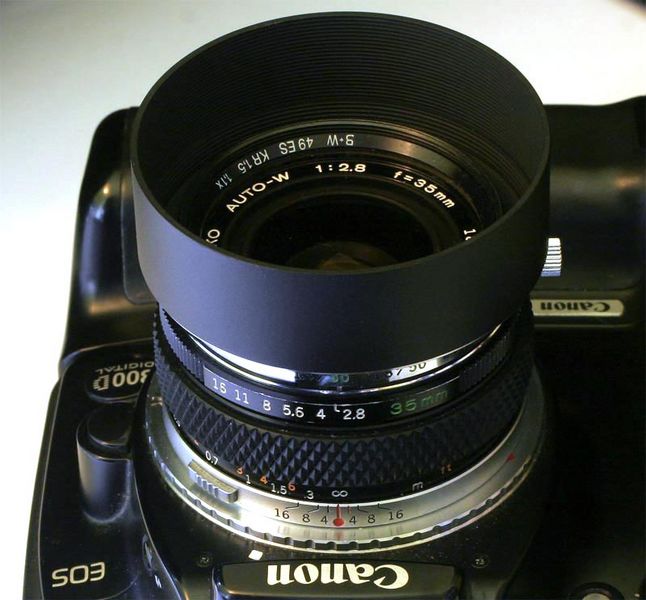 Datei:Zuiko 35 2.8 3.jpg