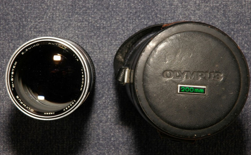 Datei:E.Zuiko 200mm M-System Meinhard Schmitt.jpg