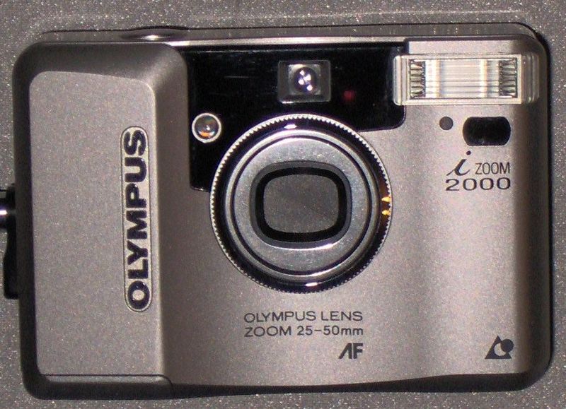 Datei:I-zoom 2000.jpg