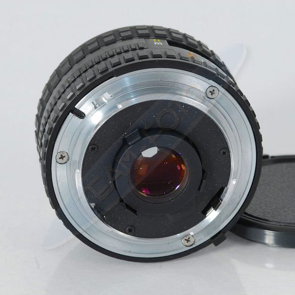 Datei:NNikon Series E 28 2.8 TeamFoto 3.jpg