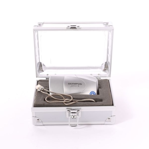 Datei:Mju II si Arsenal A.jpg