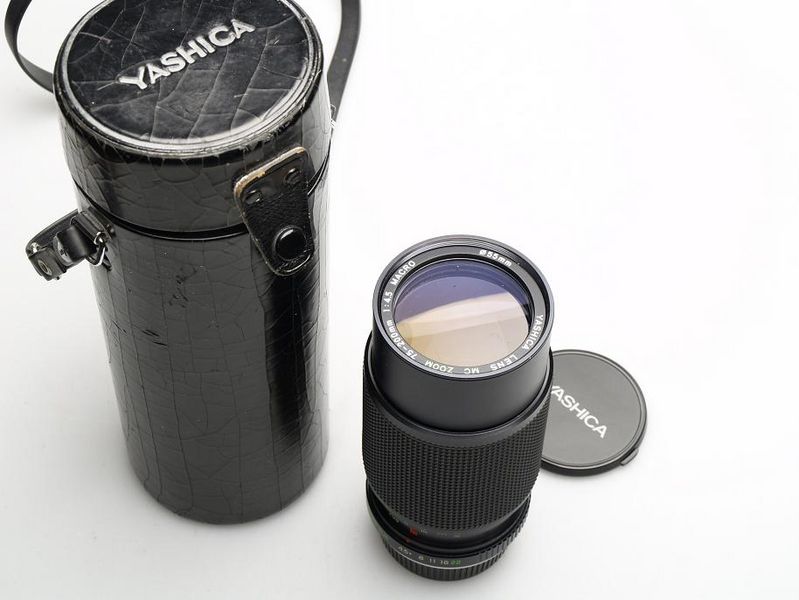 Datei:Yashica MC 75-200 camerafoxx.jpg