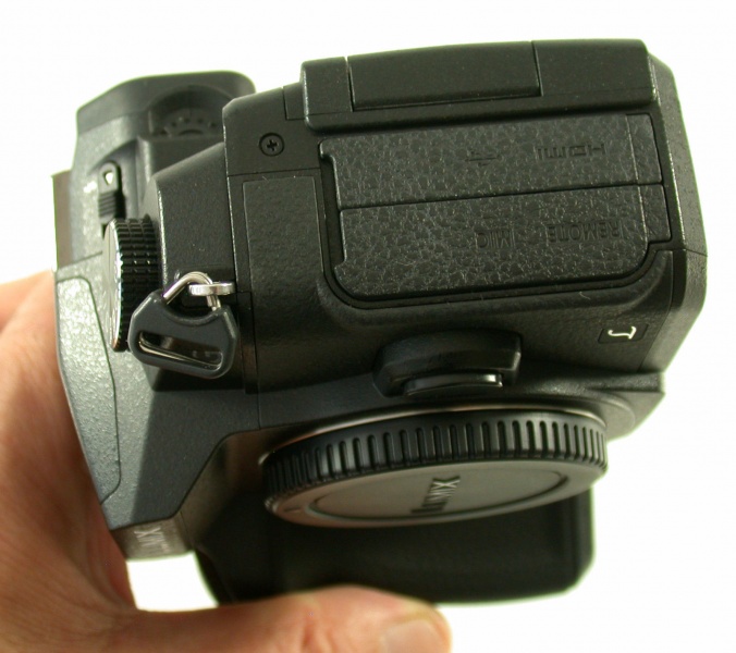 Datei:Panasonic G81 Brell 8.jpg