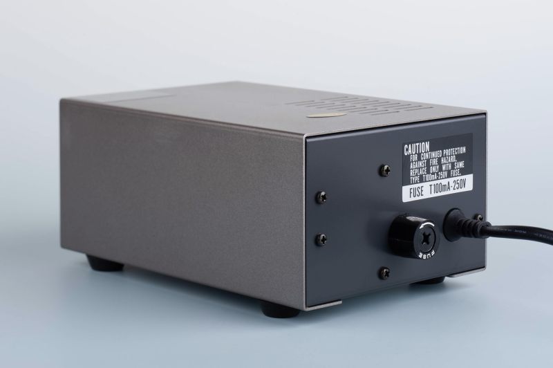 Datei:Ni-Cd Charger 1 03.jpg