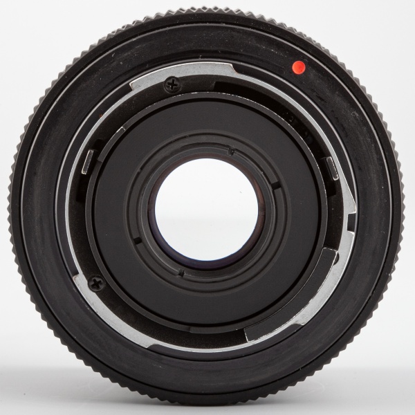 Datei:CZ Distagon 28 2.8 Arsenal 4.jpg