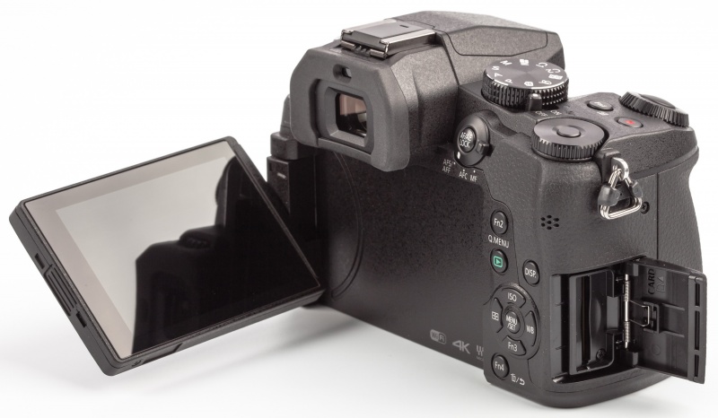 Datei:Panasonic G81 Arsenal 5.jpg