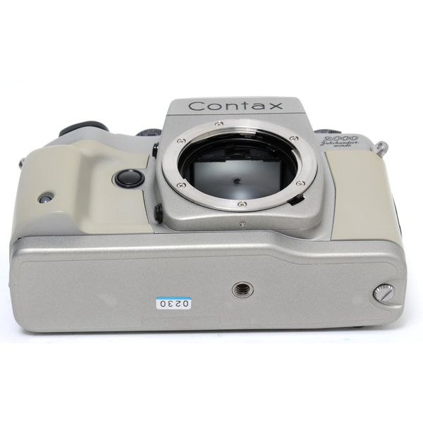 Datei:Contax RX Arsenal white 8.jpg