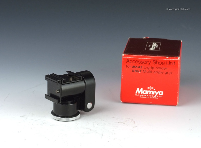 Datei:Mamiya 645 Shoe Unit Grainlab.jpg