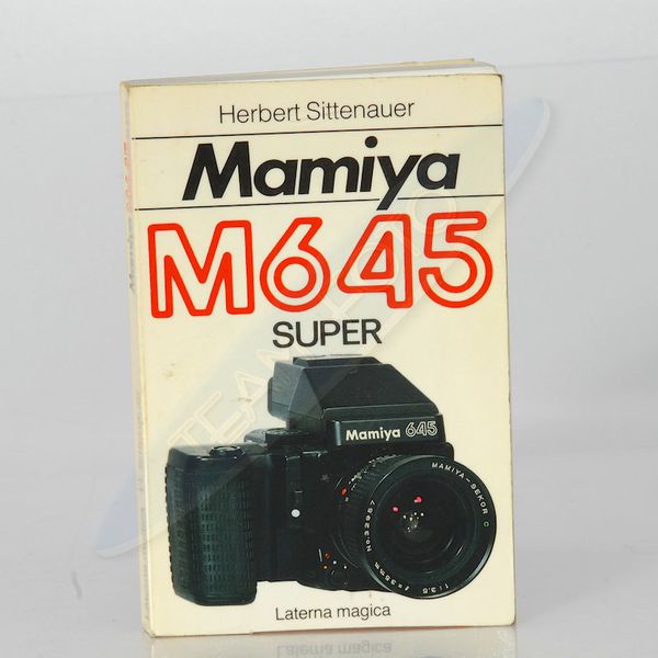 Datei:Mamiya 645 Sittenauer TeamFoto.jpg