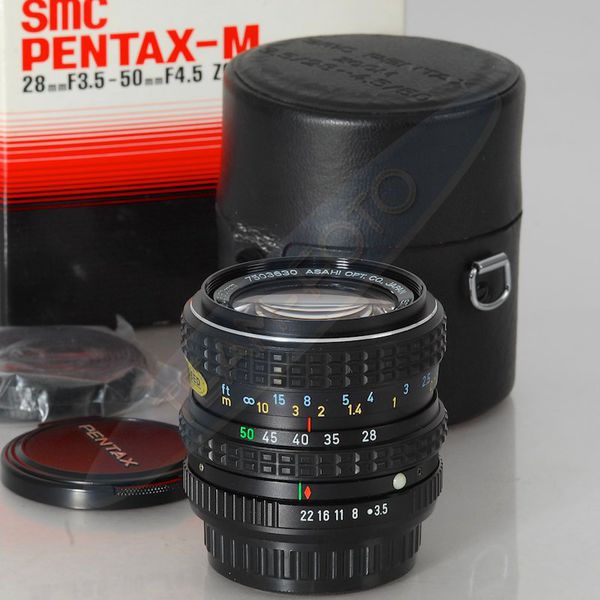 Datei:Pentax-M 28-50 TeamFoto 1.JPG