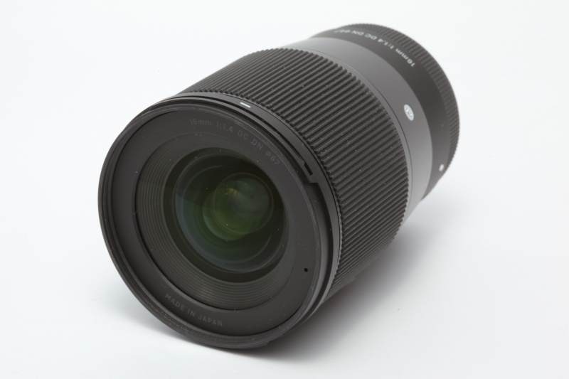 Datei:Sigma 16 1.4 Arsenal 2.jpg