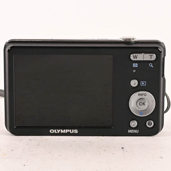 Datei:OLYMPUS D-700 Arsenal 3.jpg
