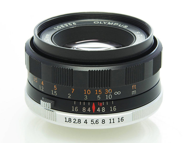 Datei:Olympus 1.8 50 d Rarelens.jpg