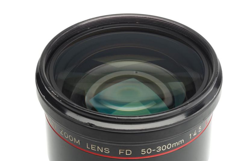 Datei:Canon FD 50-300mm JoGeier 7.jpg