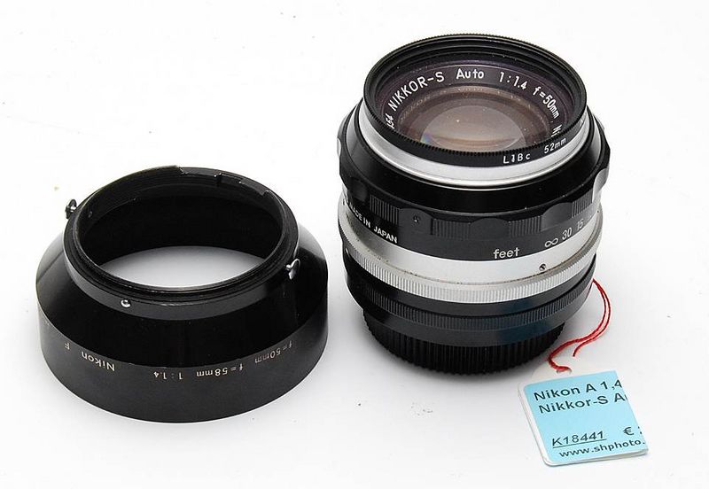 Datei:Nikkor 50 1.4 Arsenal.jpg