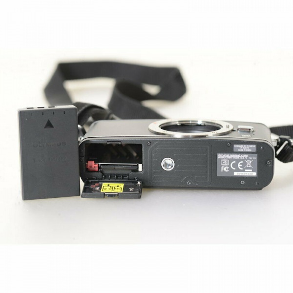 Datei:PEN E-P3 TeamFoto 4.jpg