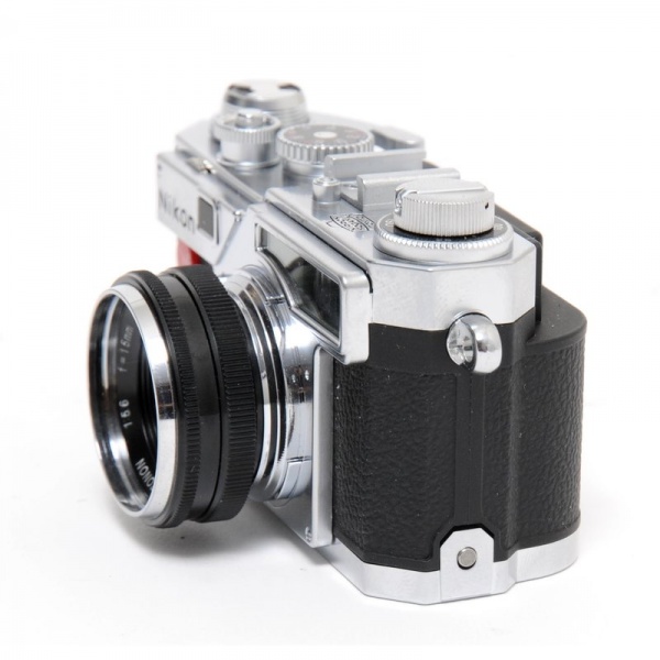 Datei:Sharan Nikon SP Arsenal 6.jpg