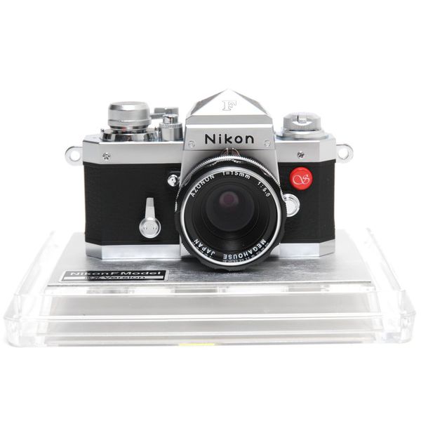 Datei:Sharan Nikon F Arsenal 1.jpg